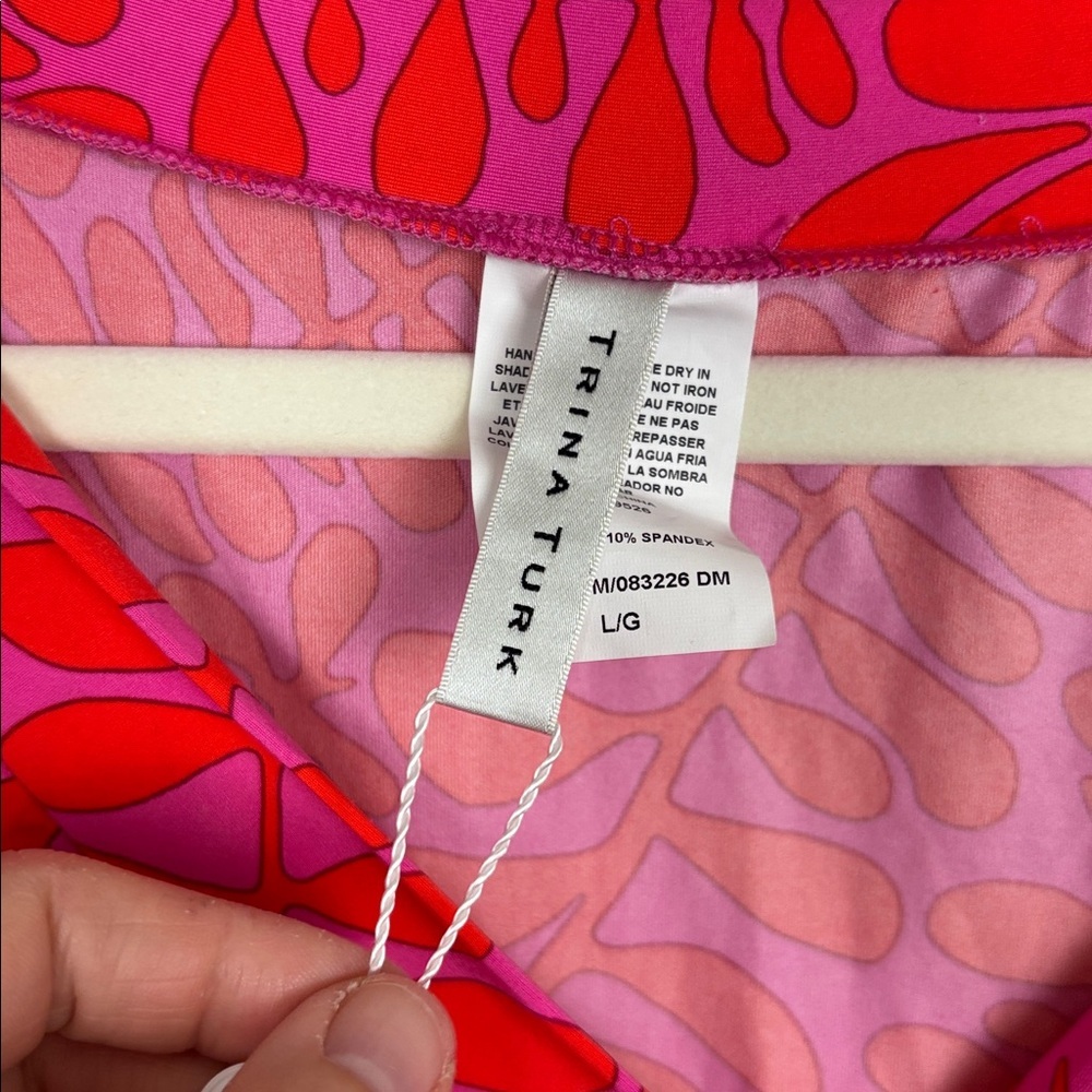 NWT Trina Turk Swim & Spa Collection Red and Pink Cover Up - L - Picture 4 of 9